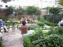 The garden of the Tassenmuseum Hendrikje