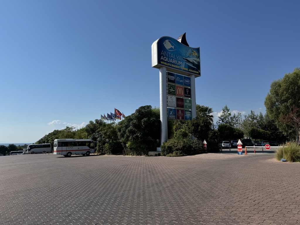 Sign in front of the Antalya Aquarium at the Dumlupinar Boulevard