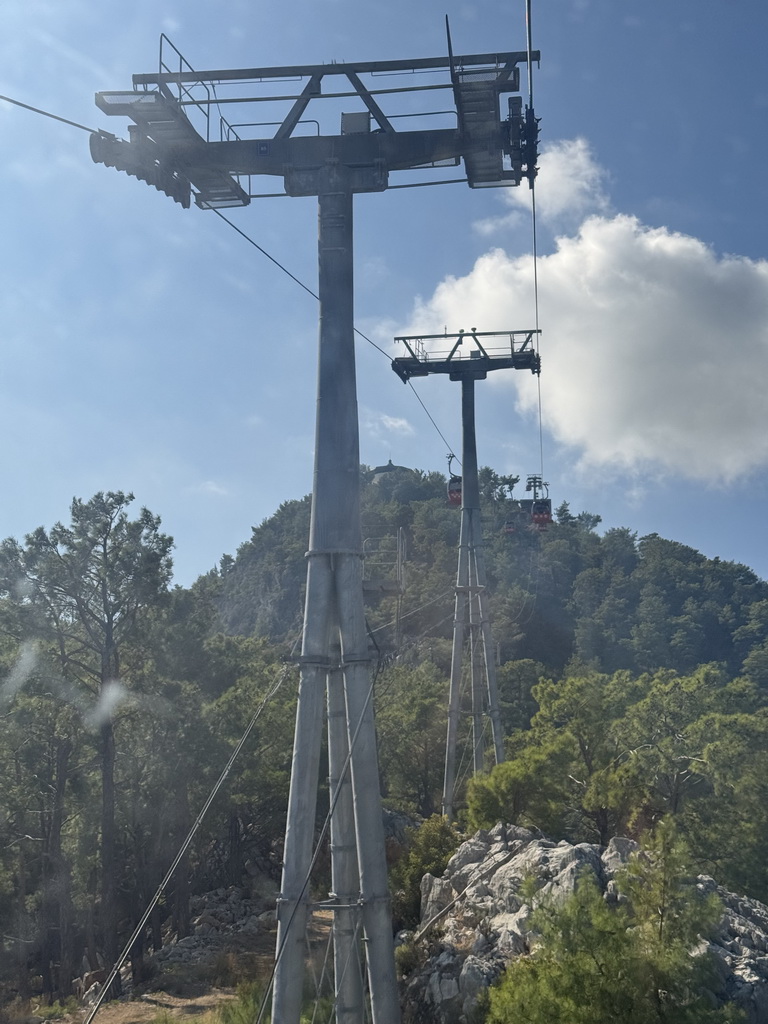 The Tünektepe Teleferik Tesisleri upper station at the Tünek Tepe hill, viewed from the Tünektepe Teleferik Tesisleri cable car