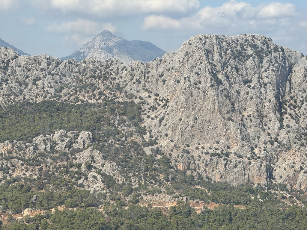 Hills north of the Tünek Tepe hill, viewed from the Tünektepe Teleferik Tesisleri cable car