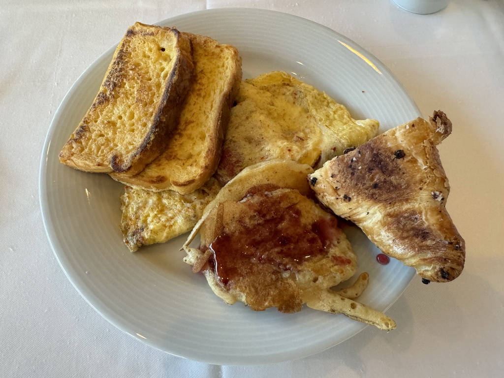 Breakfast at the Panoramic Restaurant at the Rixos Downtown Antalya hotel