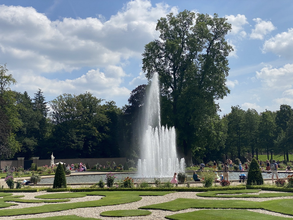 Gountain at the north side of the Palace Garden of Het Loo Palace