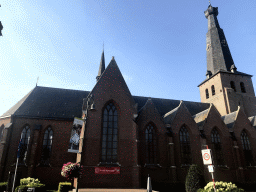 North side of the St. Remigius Church with a border marker, viewed from the Kerkplein square