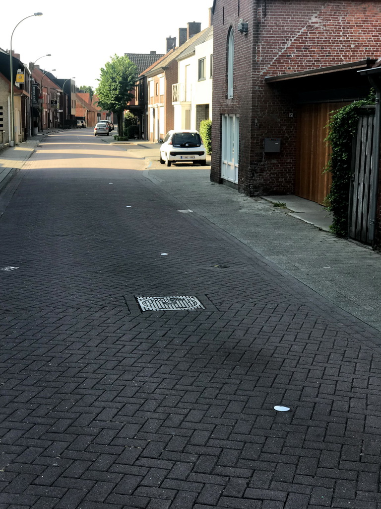 Border stones at the Klokkenstraat street