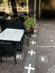 Dutch-Belgian border in front of Hotel Brasserie Den Engel at the Singel street