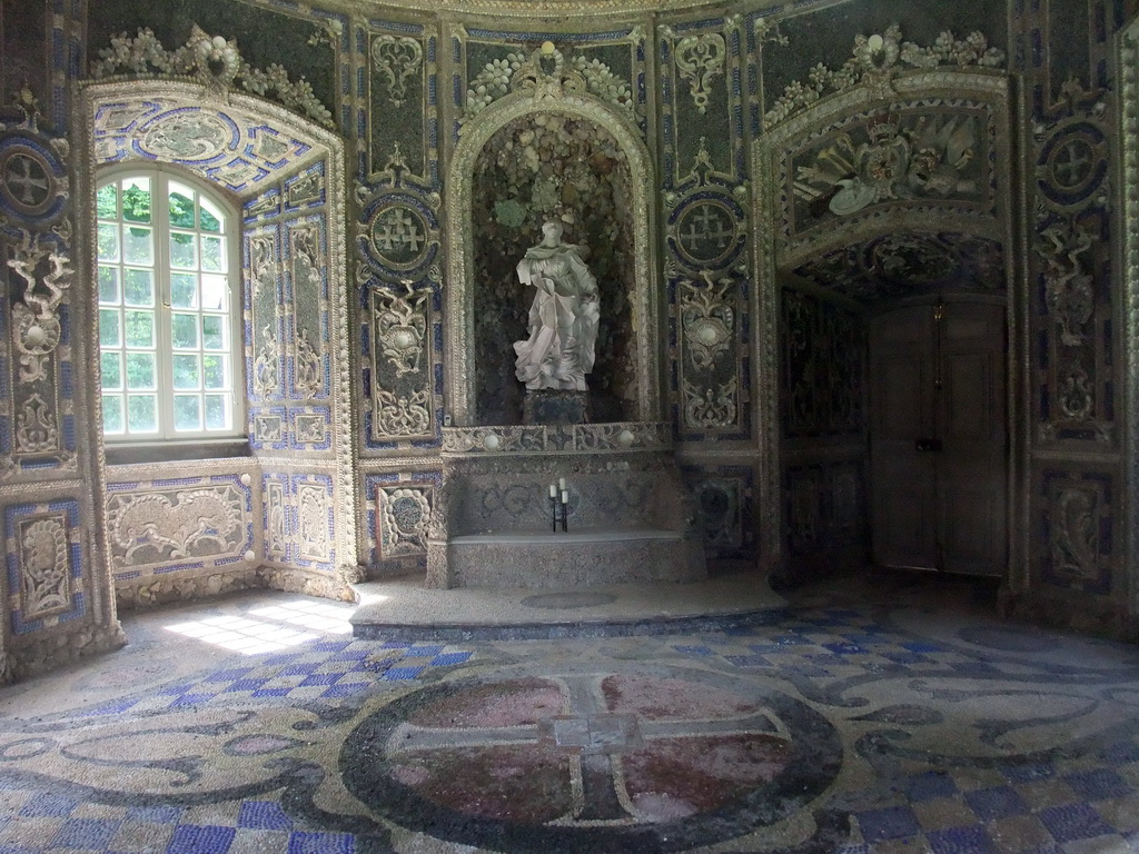 Interior of the chapel at the Falkenlust Hunting Lodge