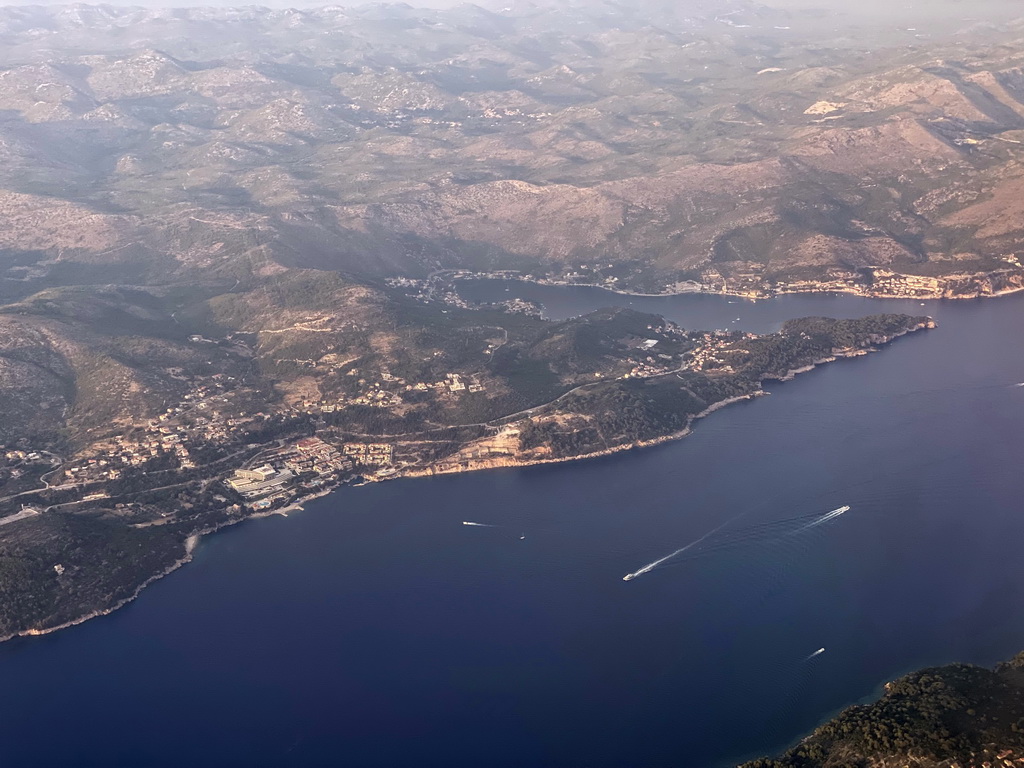 Zaton Bay and the towns of Oraac and Zaton, viewed from the airplane from Rotterdam