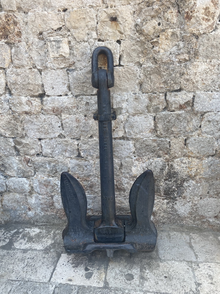 Anchor at the eastern city walls