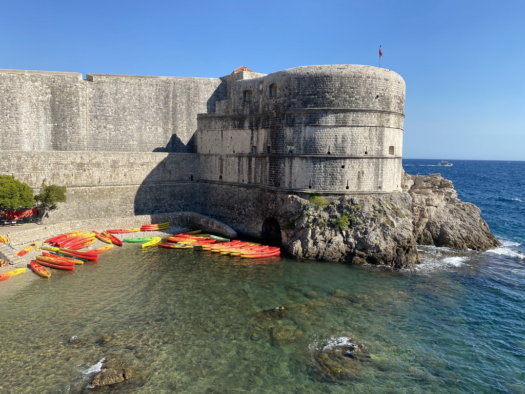 The Tvrdava Bokar fortress, Kolorina Bay and kayaks at Bokar Beach, viewed from the viewing point at the Brsalje Ulica street