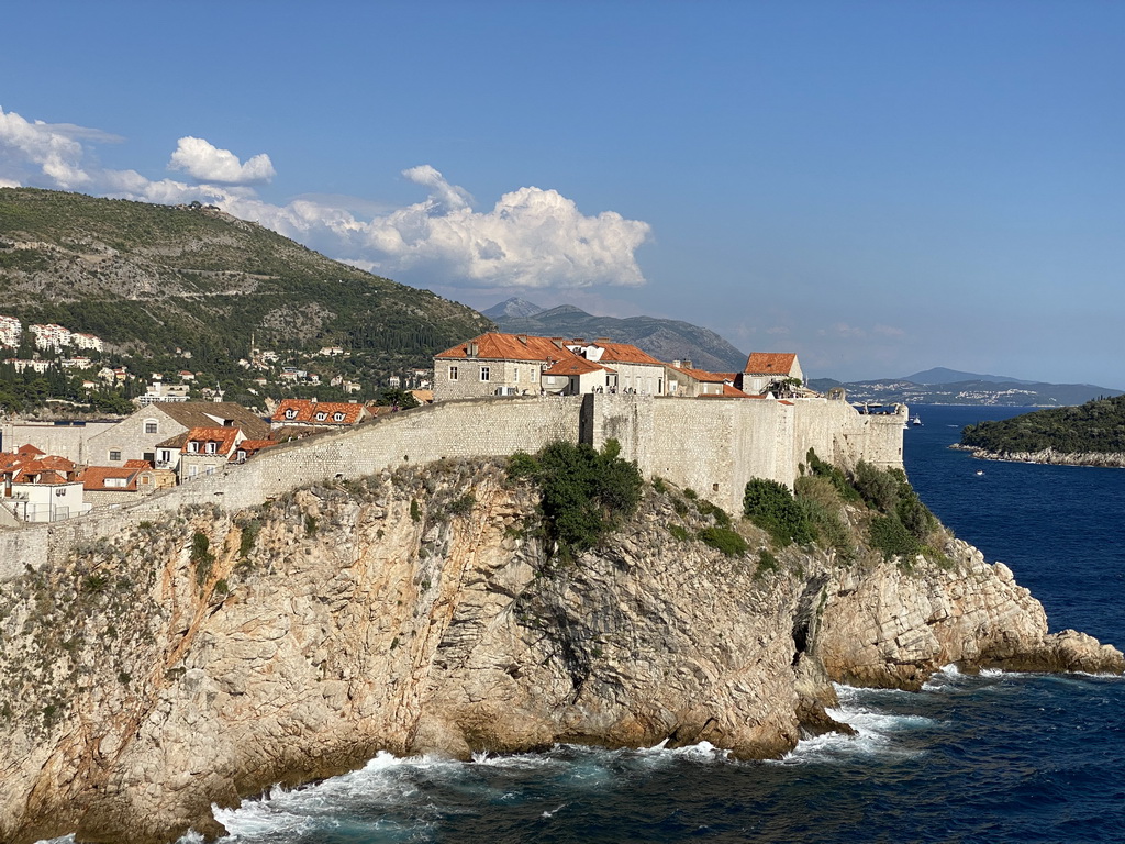 The Old Town with the southwestern city walls, viewed from the first floor of Fort Lovrijenac