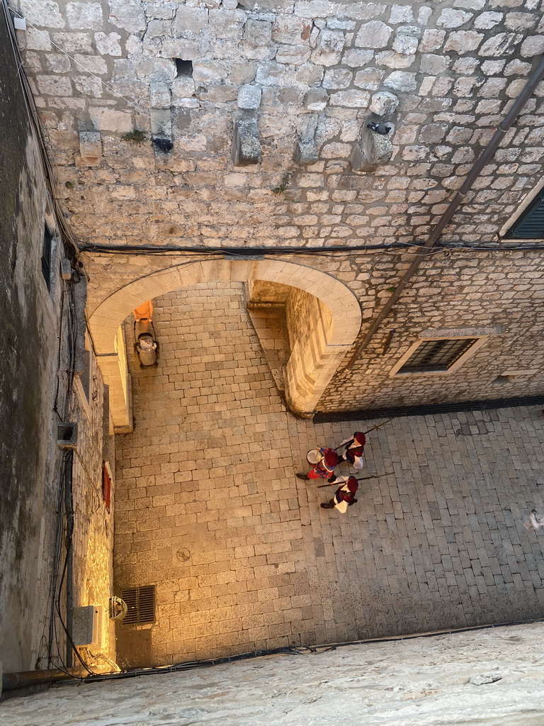 Guards at the Ulica Svetog Dominika street, viewed from the top of the eastern city walls