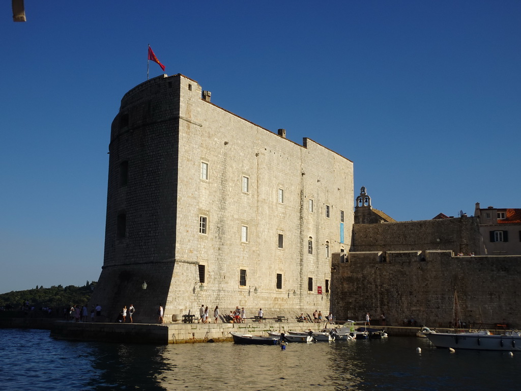 The Tvrdava Svetog Ivana fortress, viewed from the ferry from the Lokrum island