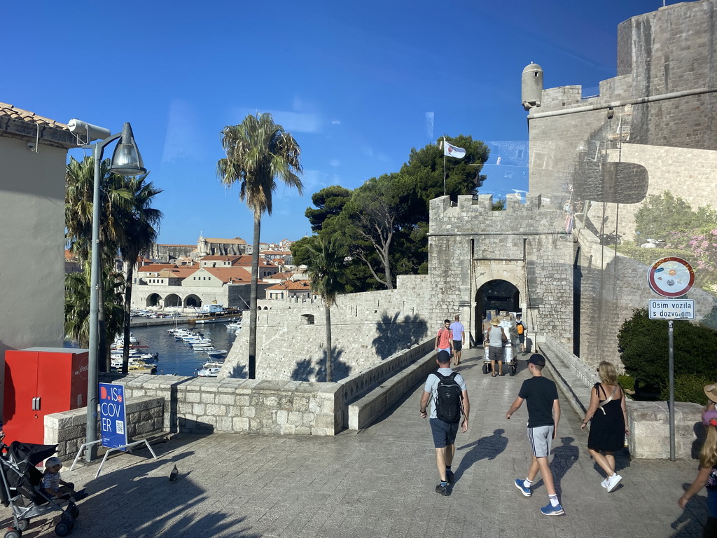 The Ploce Gate, the Revelin Fortress, the Old Port and the Church of St. Ignatius, viewed from the tour bus to Perast on the Ulica Iza Grada street, viewed from the tour bus to Perast