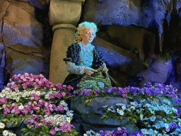 Statue of Elisa at the Six Swans attraction at the Fairytale Forest at the Marerijk kingdom, viewed from one of the boats