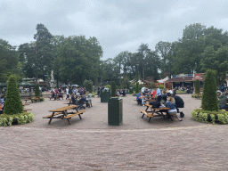 The Ruigrijkplein square at the Ruigrijk kingdom