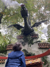 Max at the Dragon attraction at the Fairytale Forest at the Marerijk kingdom