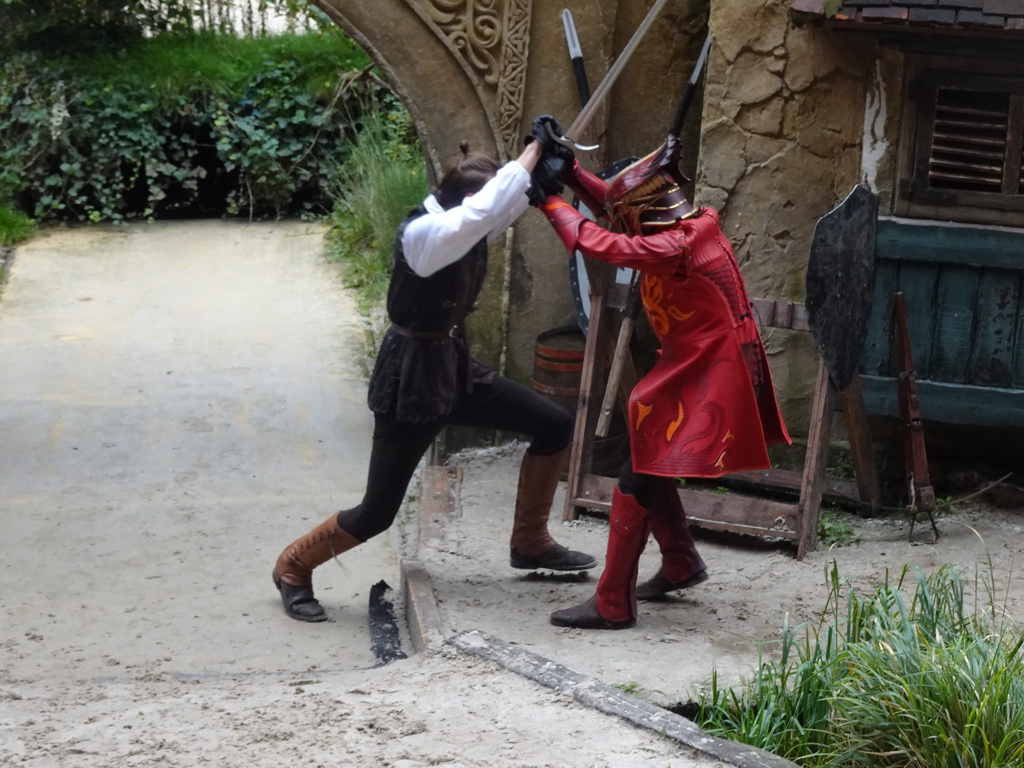 Actors on the stage of the Raveleijn theatre at the Marerijk kingdom, during the Raveleijn Parkshow