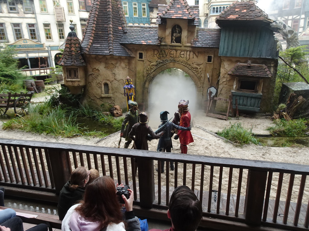 Actors on the stage of the Raveleijn theatre at the Marerijk kingdom, during the Raveleijn Parkshow