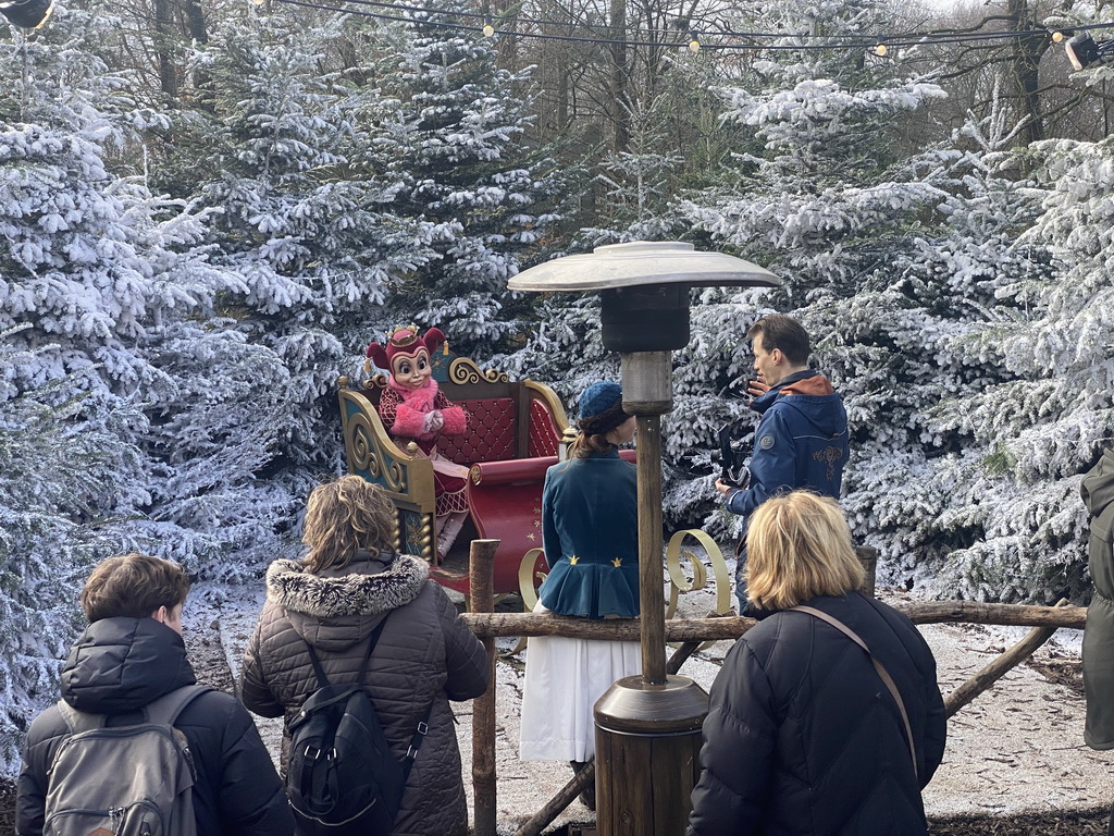 Princess Pardijn at the Warme Winter Weide square at the Reizenrijk kingdom, during the Winter Efteling