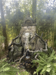 Fountain at the waiting line for the Fabula attraction at the Anderrijk kingdom