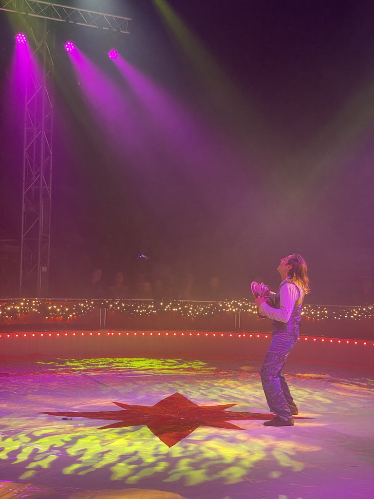 Circus artist at the Kerstcircus Etten-Leur, during the act `Top Class Tempo Juggler - Eric Muñoz`