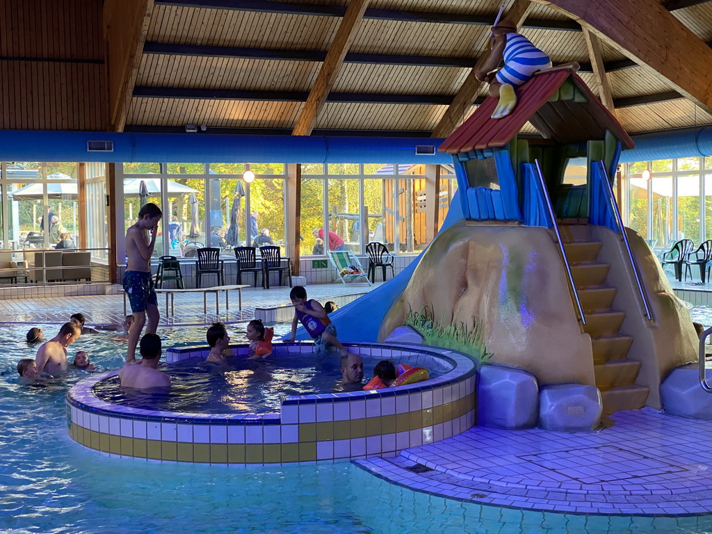 Max at the swimming pool at the Landal Miggelenberg holiday park