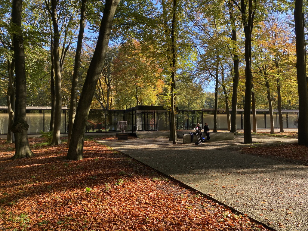 Front of the Kröller-Müller Museum at the Wildbaanweg road