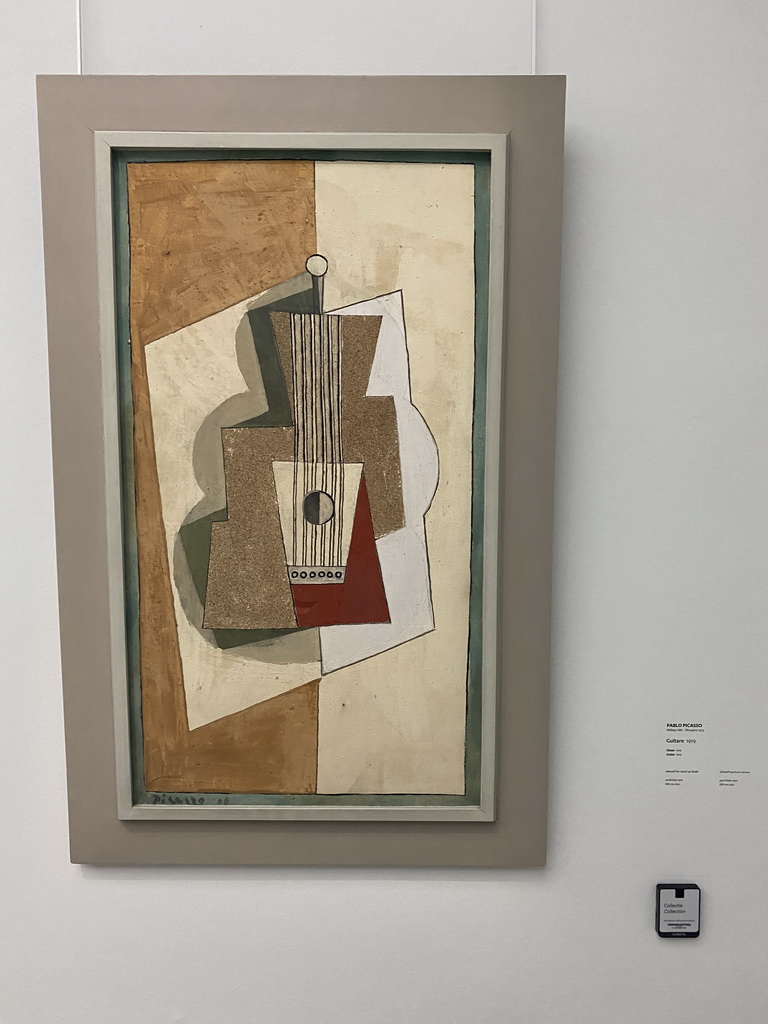 Painting `Guitar` By Pablo Picasso at Expo 4 at the Kröller-Müller Museum, with explanation