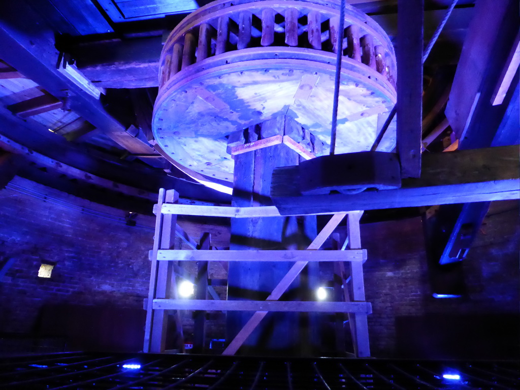 Gear wheel at the top floor of the Museum Windmill Nederwaard