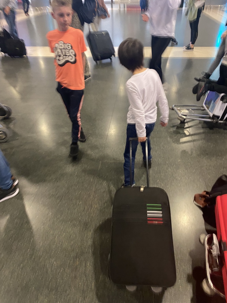 Max with his suitcase at the Gran Canaria Airport