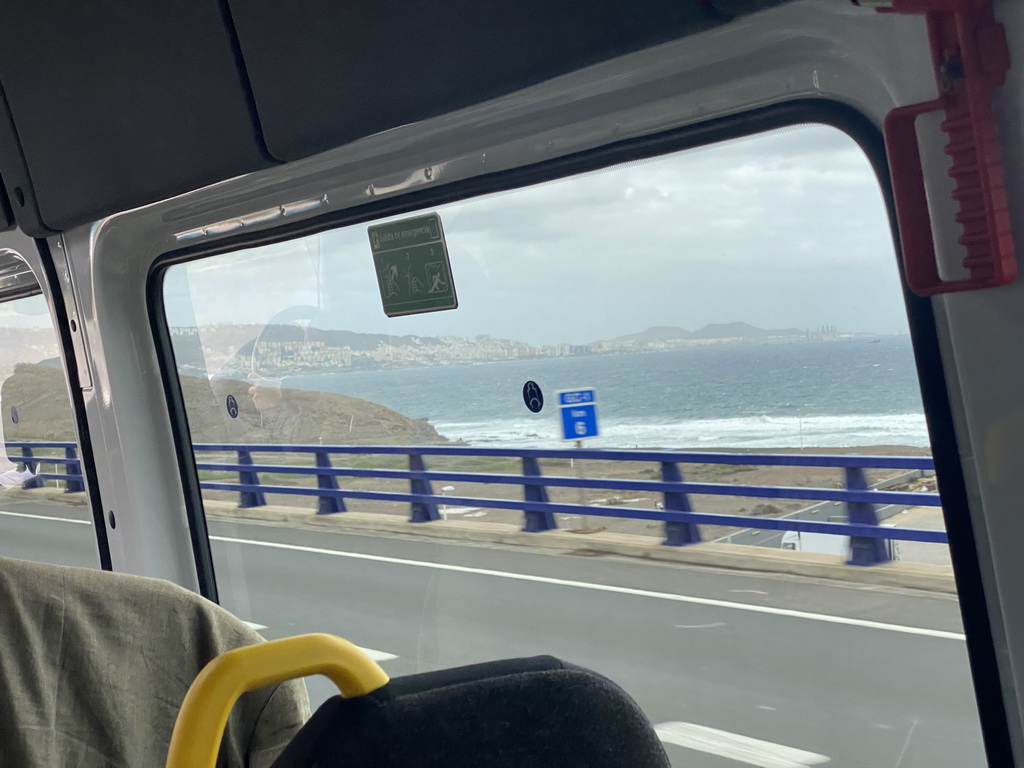 The city center and its coastline, viewed from the tour bus on the GC-1 road