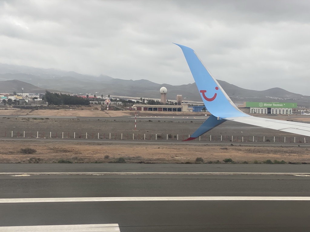 Gran Canaria Airport, viewed from the airplane to Rotterdam