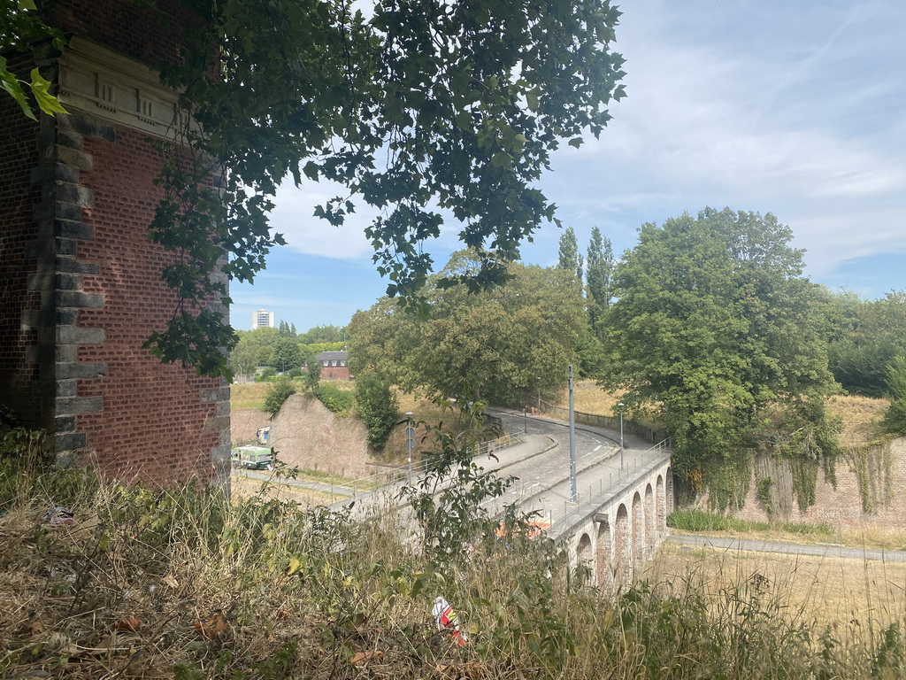 The northeast side of the city, viewed from the Porte de Gand gate