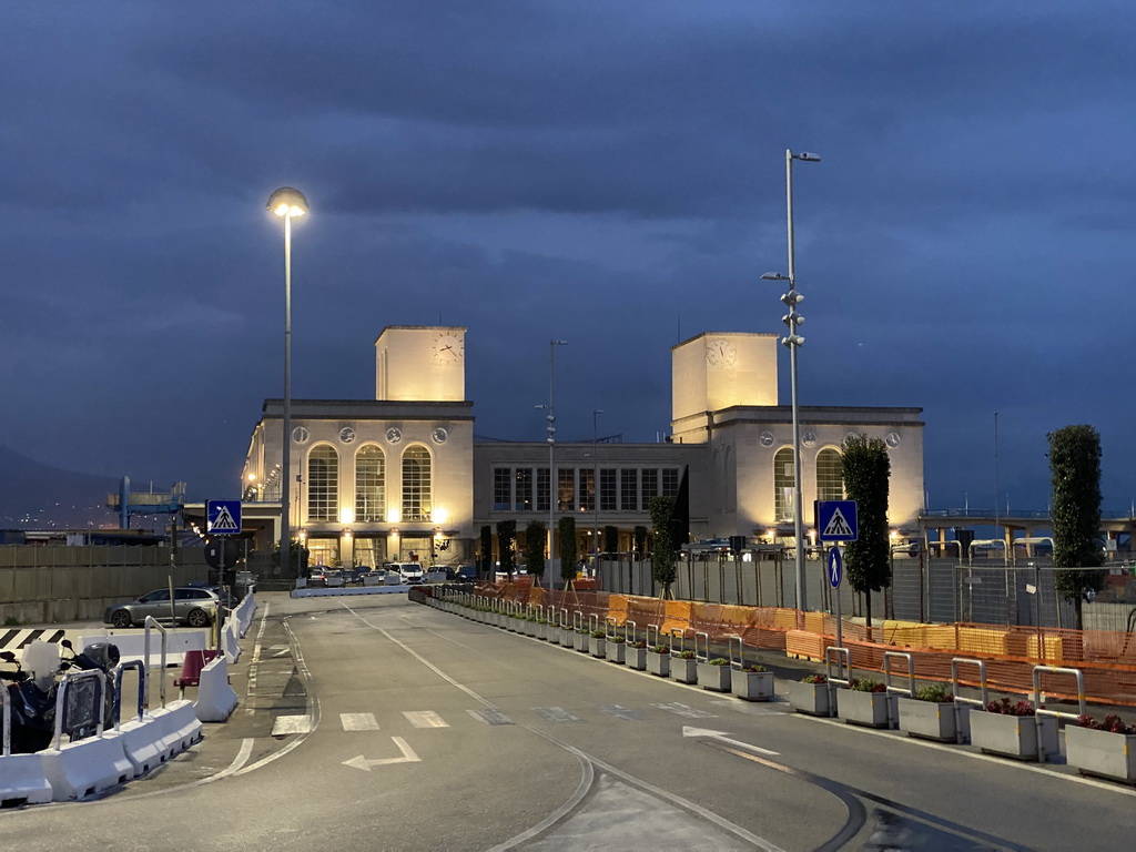 Front of the Naples Port Terminal, viewed from the Via Cristoforo Colombo street, by night