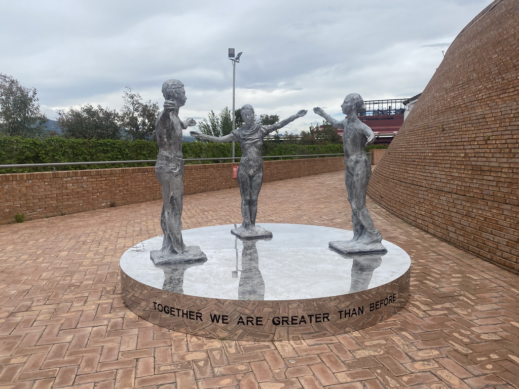 Statues at the east side of the Città della Scienza museum