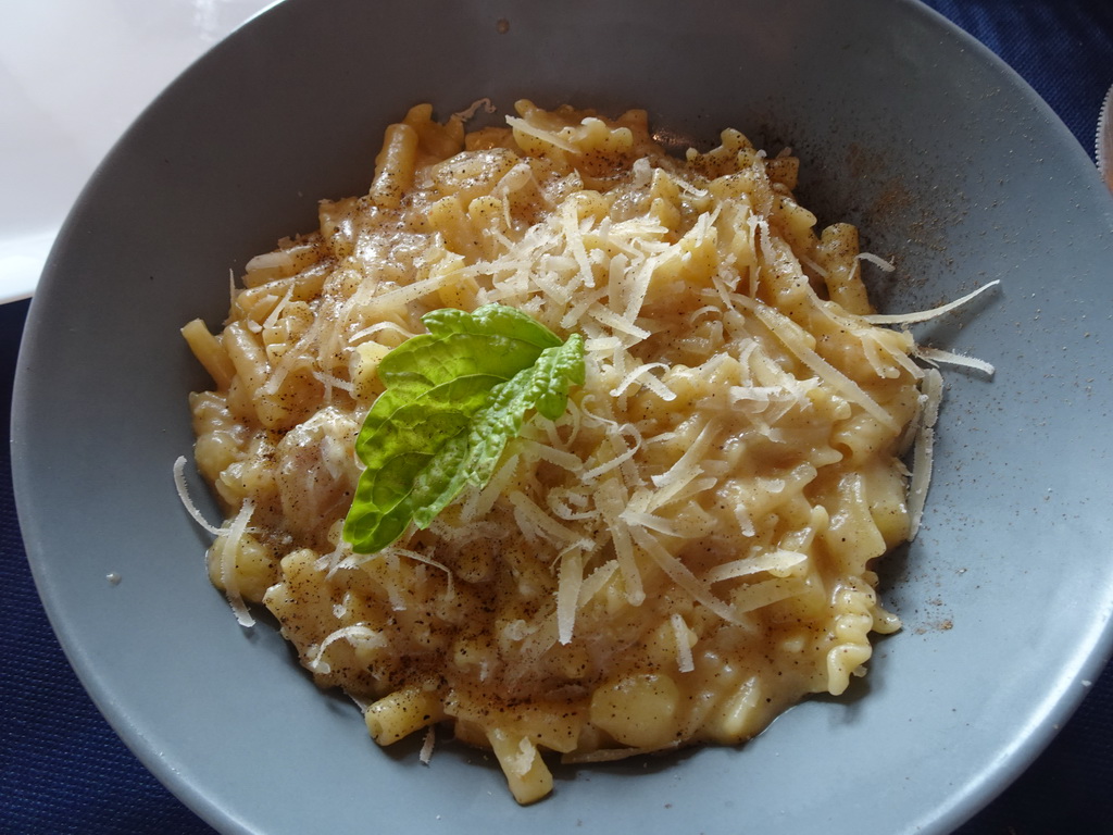 Pasta at the La Cantina di Coroglio restaurant