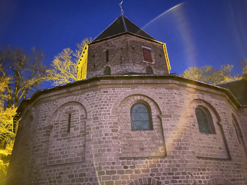 Back side of the Sint-Nicolaaskapel chapel at the Valkhof park, by night