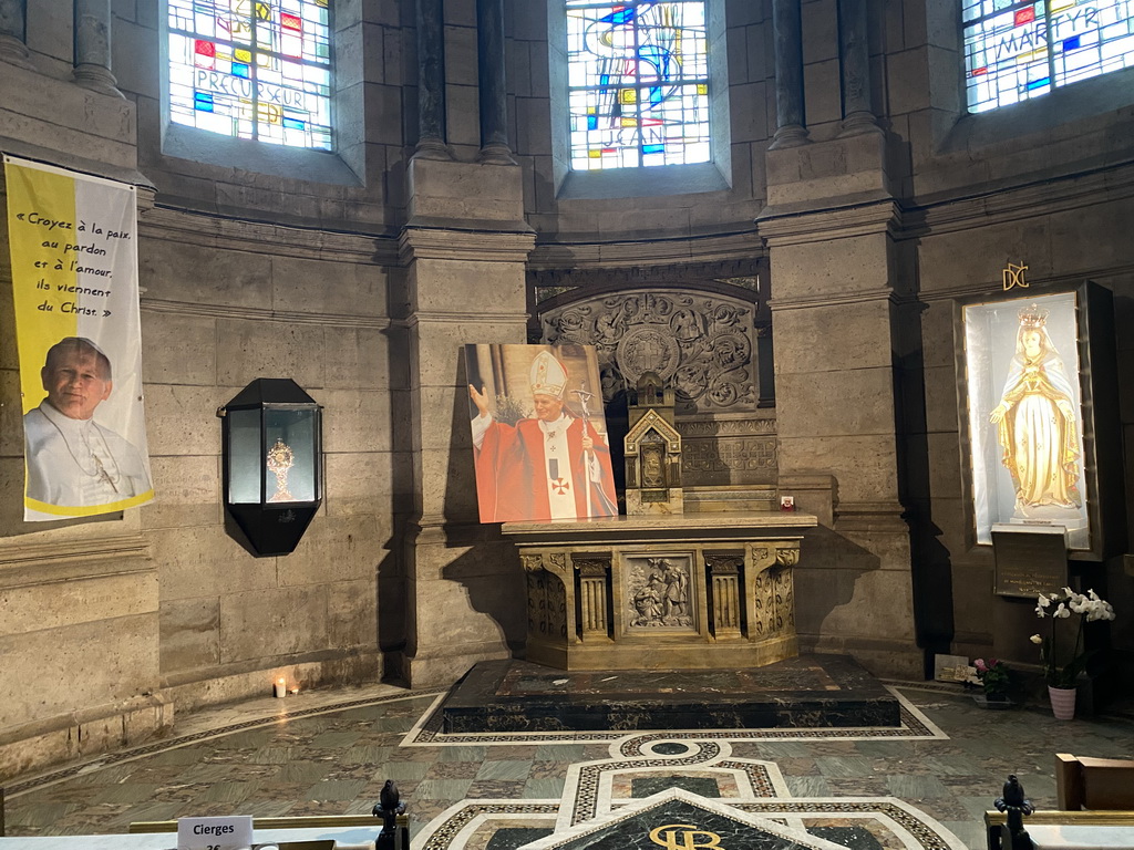 The Chapel of Saint John the Baptist at the Basilique du Sacré-Coeur church