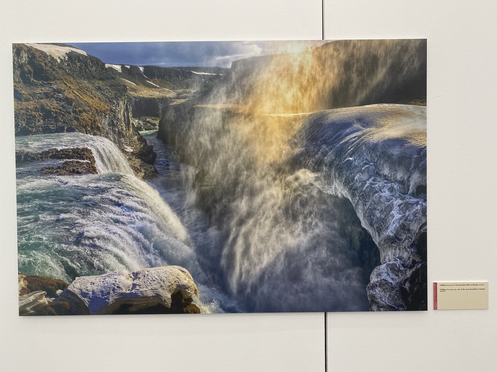 Photograph of the Gullfoss waterfall at the exhibition `Hymne à la Beauté` at the top floor of the Grande Arche de la Défense building, with explanation