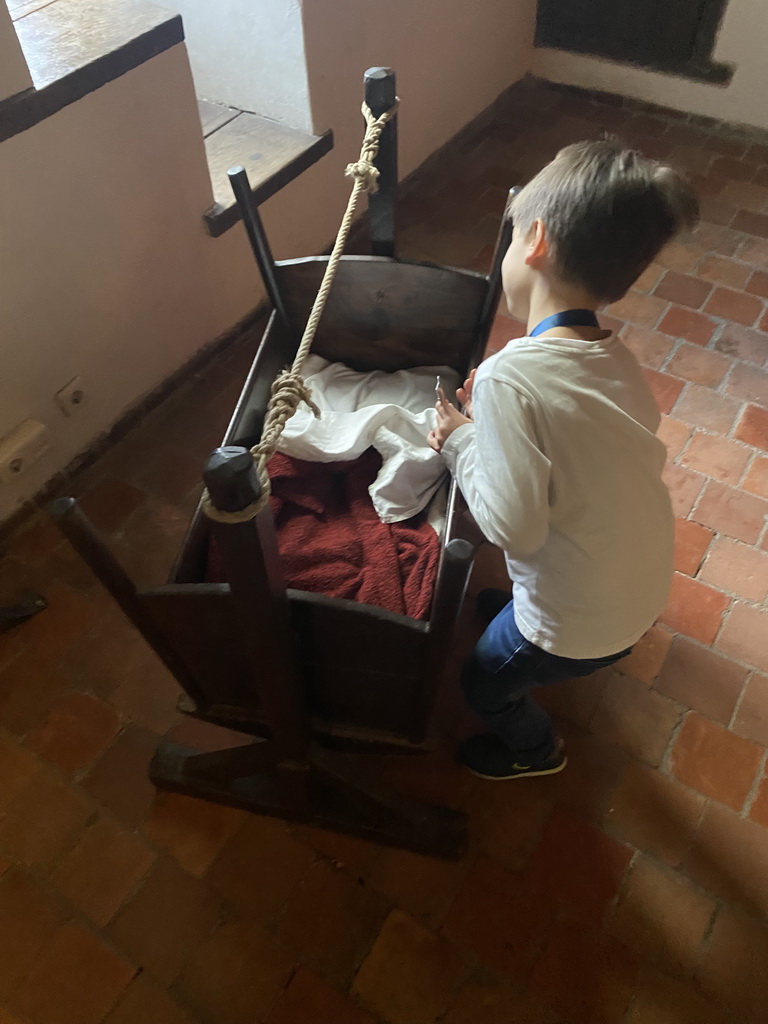 With with a cradle at the Large Chamber at the Middle Floor of Loevestein Castle