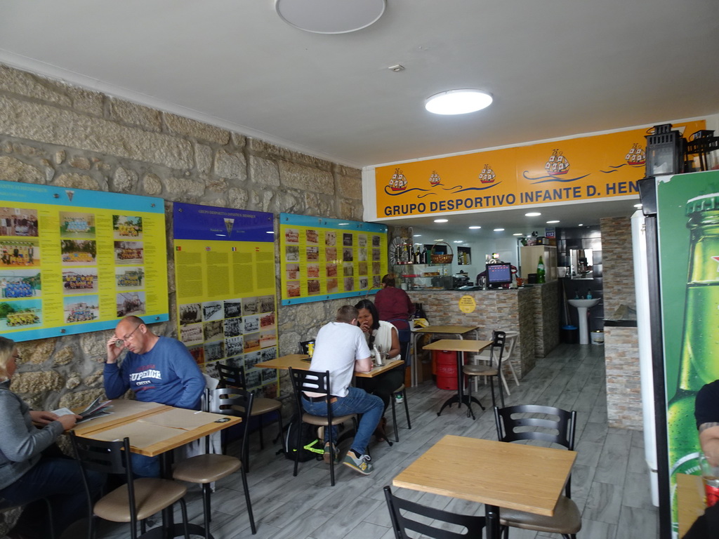 Interior of the Grupo Desportivo Infante D. Henrique restaurant