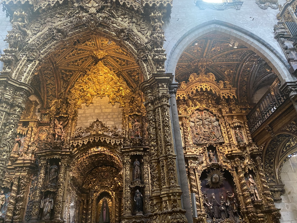 Altarpieces at the Igreja Monumento de São Francisco church