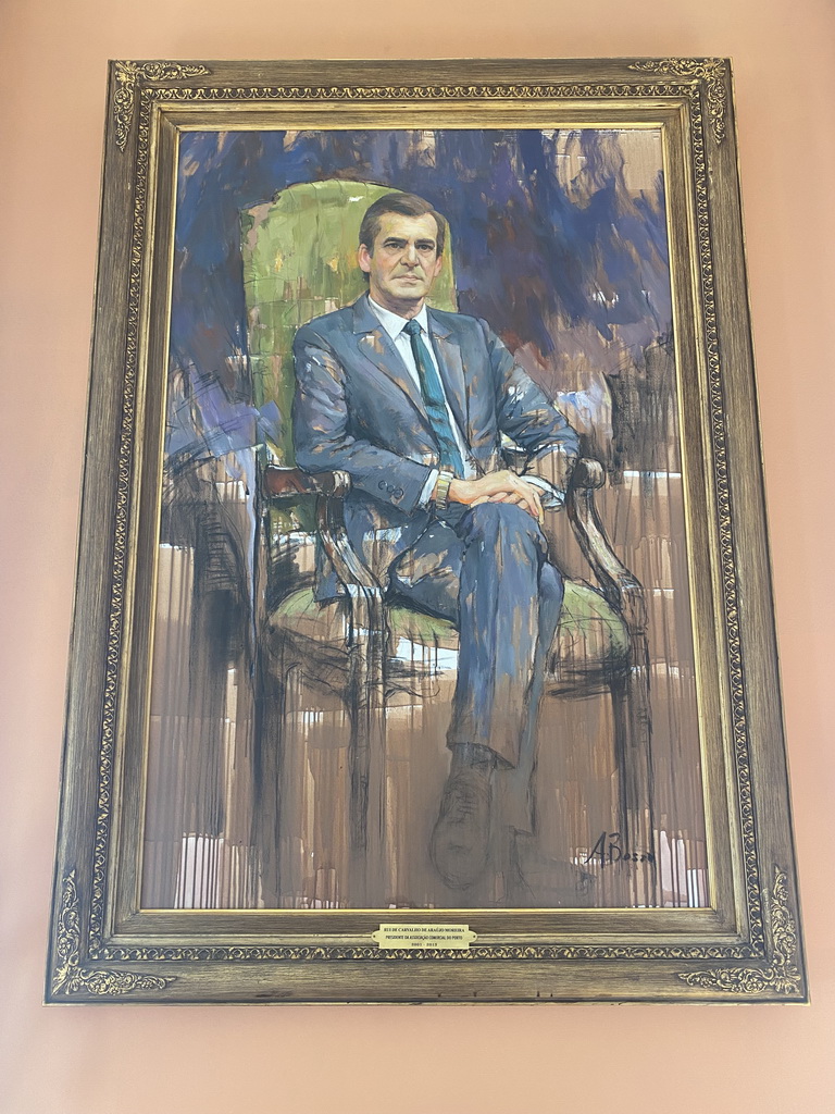 Portrait of Rui de Carvalho de Araújo Moreira at the Golden Room at the northeast side of the upper floor of the Palácio da Bolsa palace, with explanation