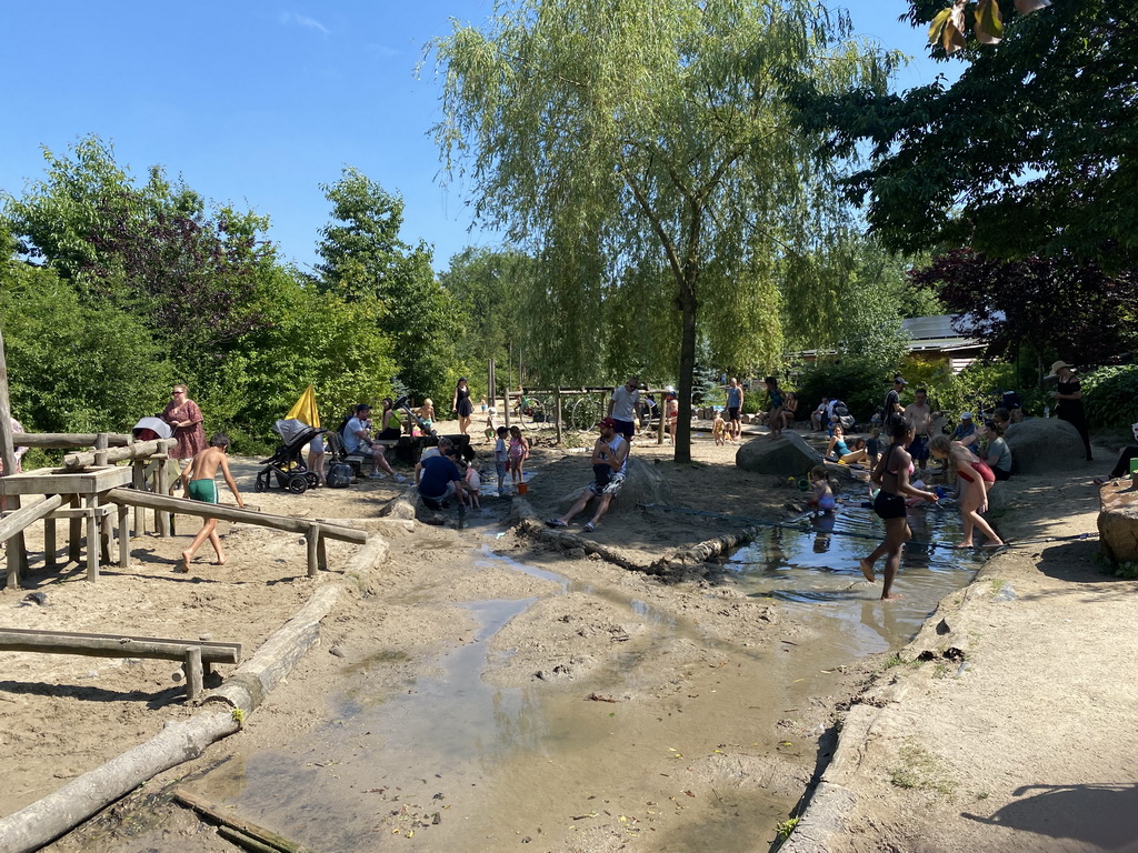 The Avonturenbeen attraction at the Dierenwijck area of the Plaswijckpark recreation park