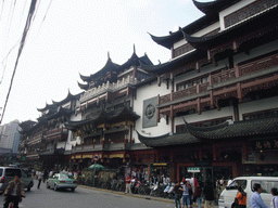 Shopping area just outside of the Temple of the Town Gods