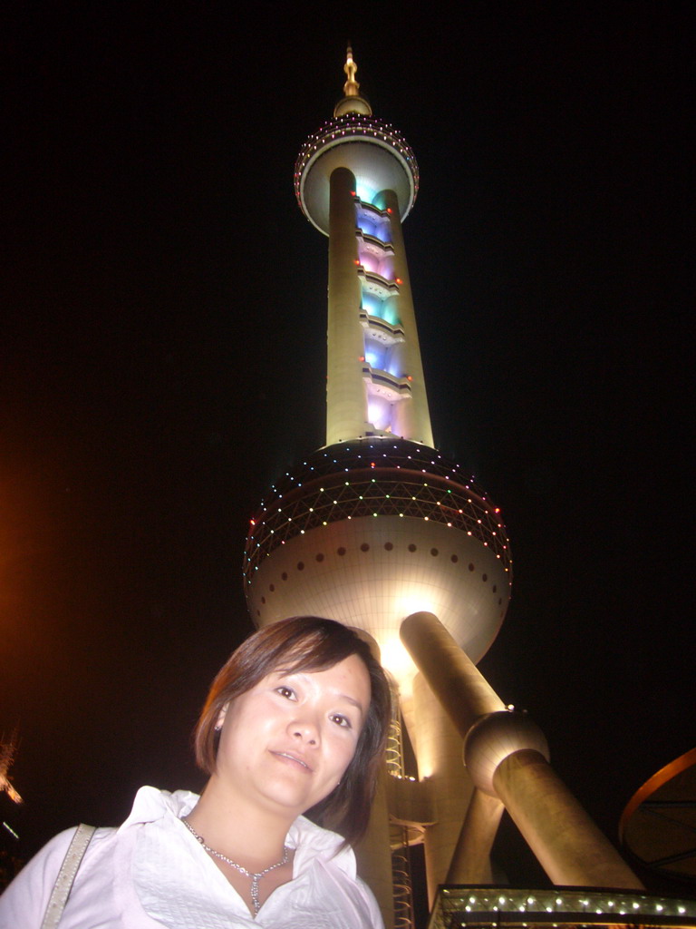 Miaomiao and the Oriental Pearl Tower, by night