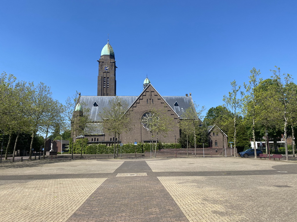 The Willem Alexanderplein square and the south side of the Sint-Willibrorduskerk church