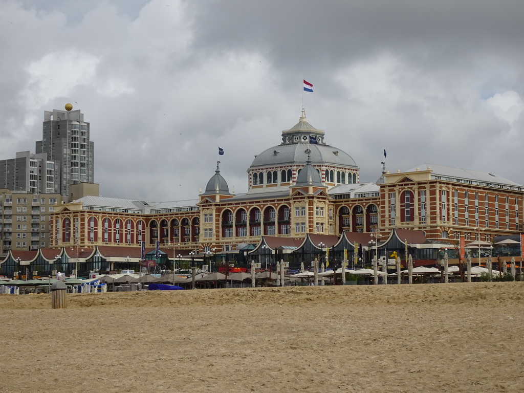 Front of the Kurhaus building, viewed from the Scheveningen Beach