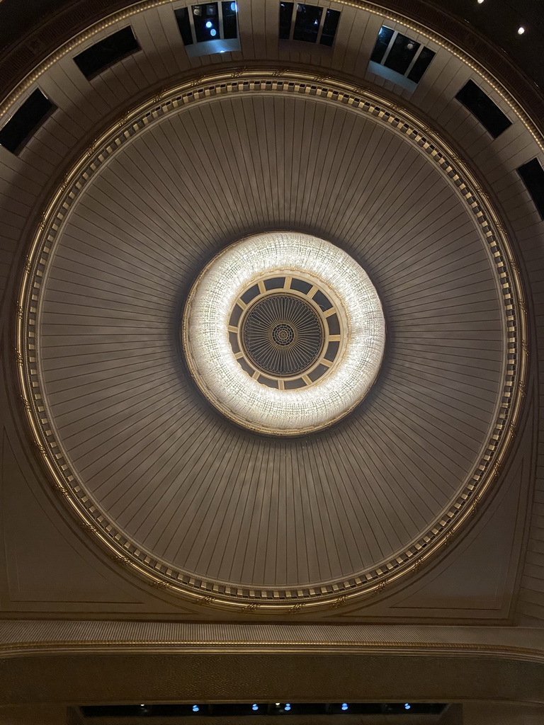 Ceiling of the Auditorium of the Wiener Staatsoper building, viewed from the Parterre