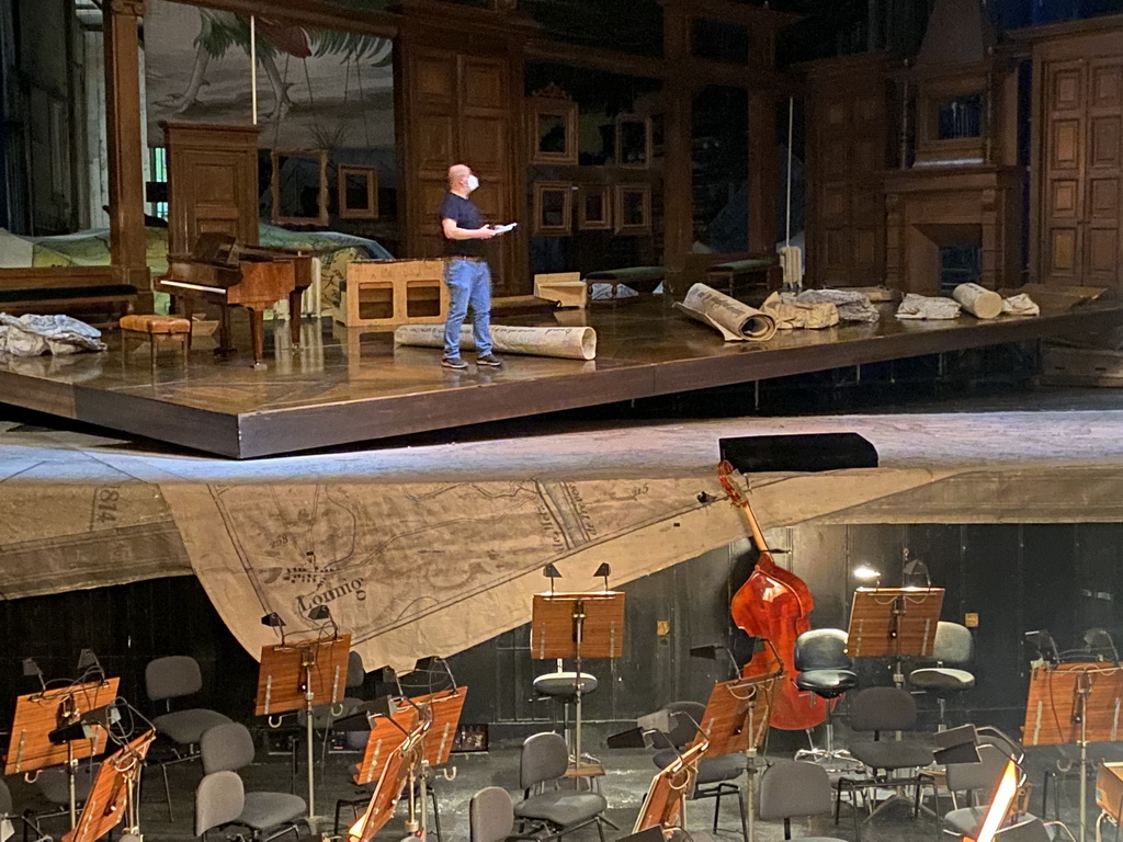 Stage and Orchestra Pit of the Auditorium of the Wiener Staatsoper building, viewed from the Parterre